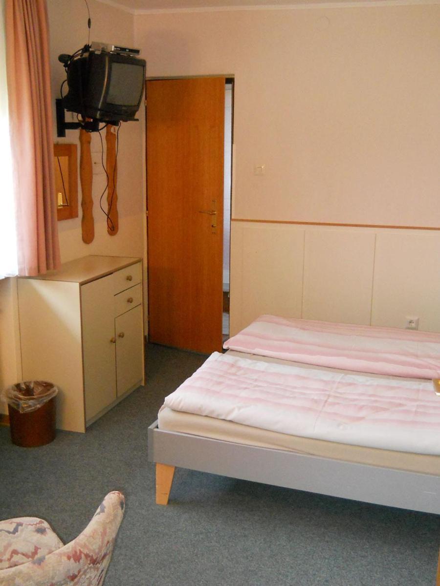 Haus Stratton Apartment Innsbruck Bagian luar foto