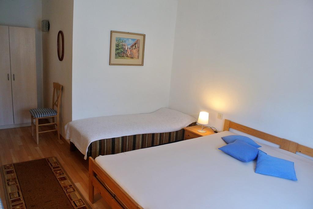 Haus Stratton Apartment Innsbruck Bagian luar foto